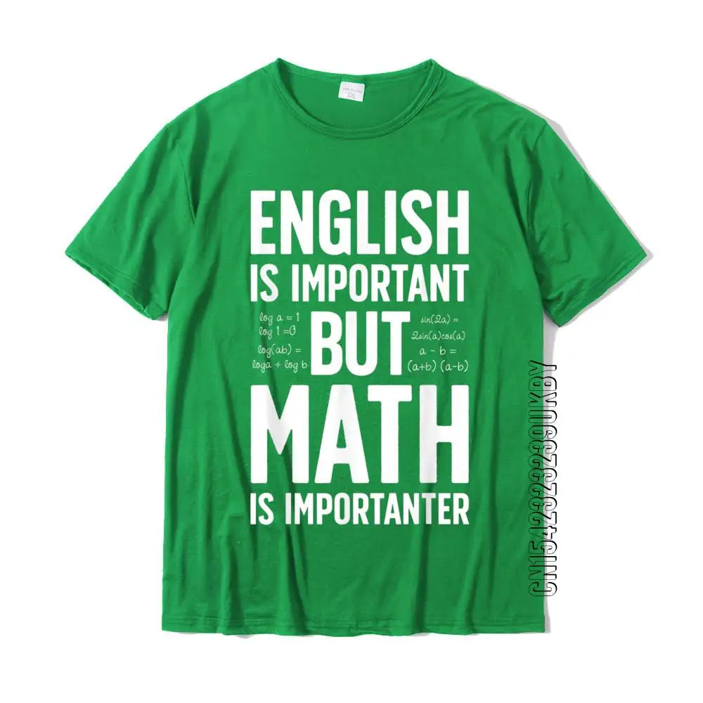 חולצת "English is important, but math is importanter" – דקדוק זה נחמד, אבל נוסחאות זה החיים