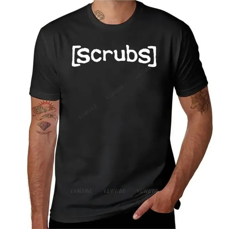חולצת [Scrubs] – כשקומדיה פוגשת את הלב