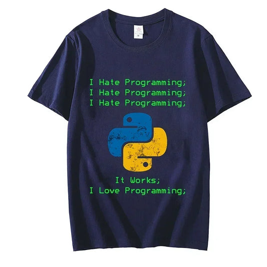 חולצת “I Hate Programming... It Works!” – ברוך הבא לעולם הפייתון