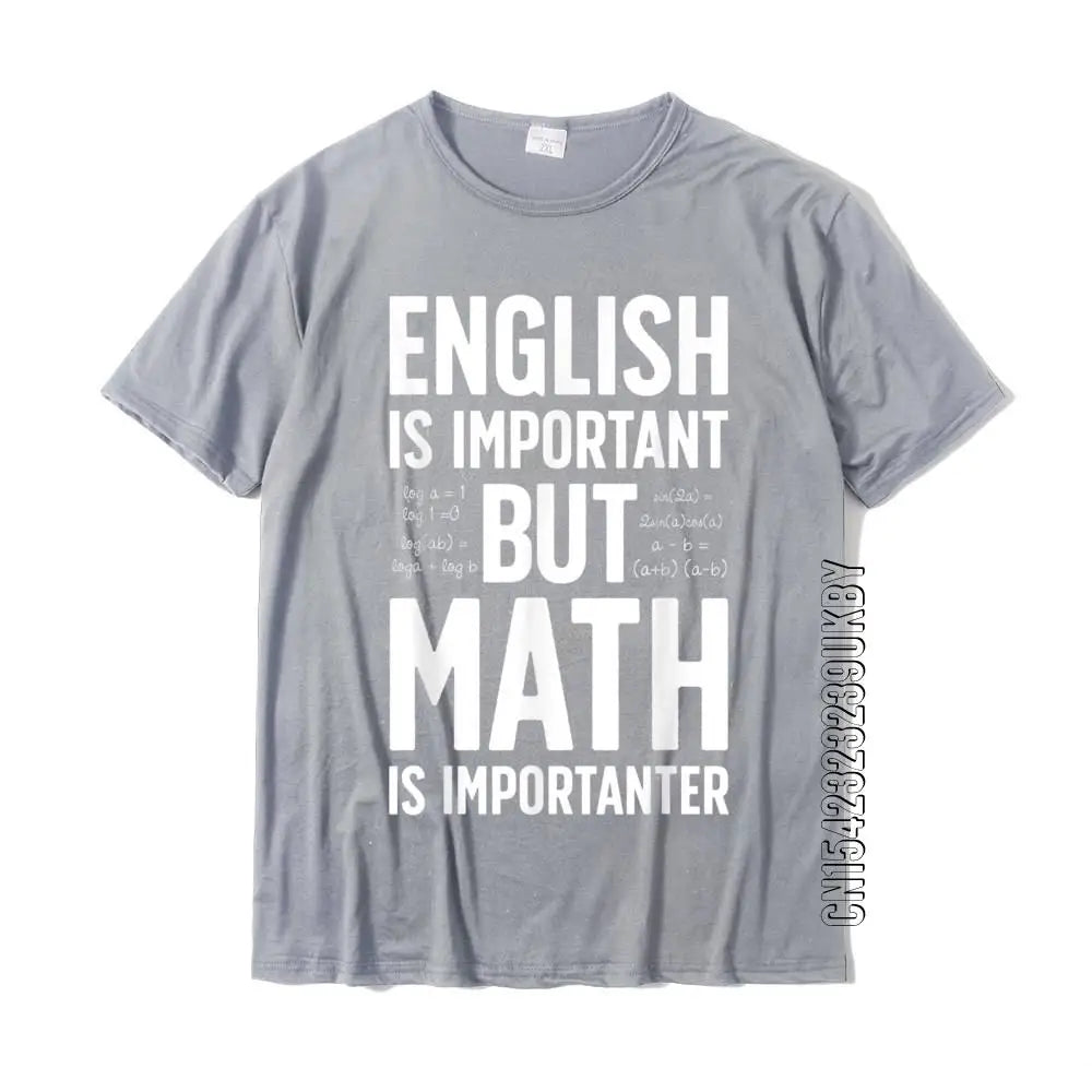 חולצת "English is important, but math is importanter" – דקדוק זה נחמד, אבל נוסחאות זה החיים
