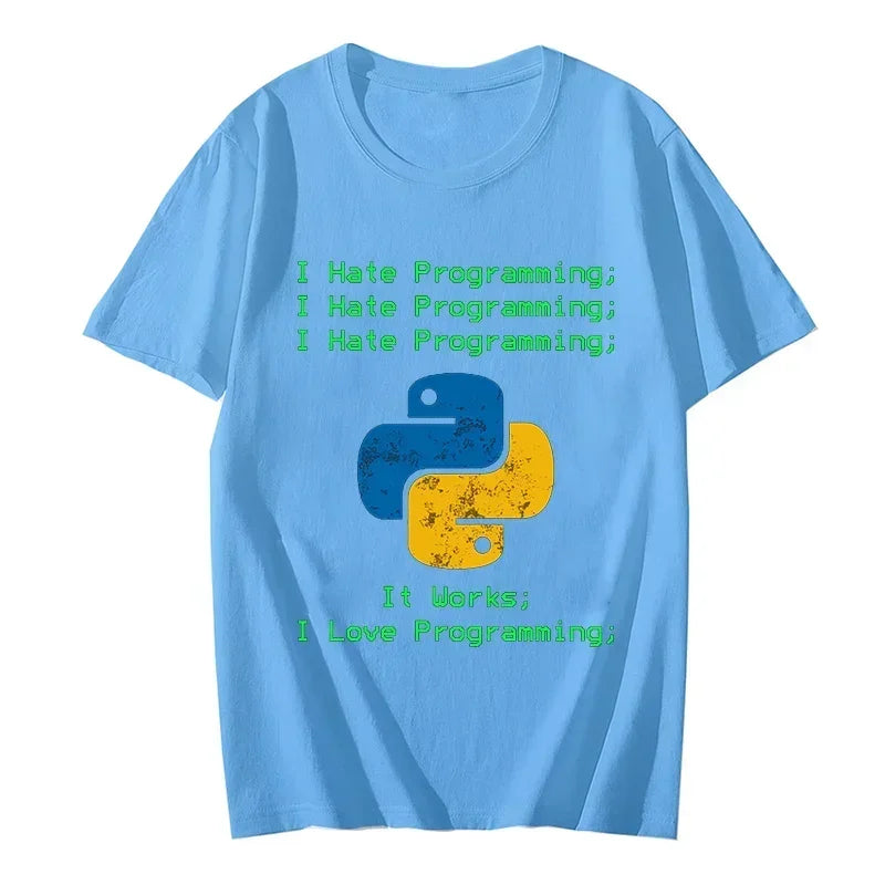 חולצת “I Hate Programming... It Works!” – ברוך הבא לעולם הפייתון